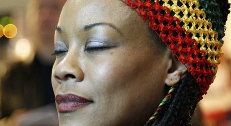 Photographed by Yomar Augusto www.yomaraugusto.com